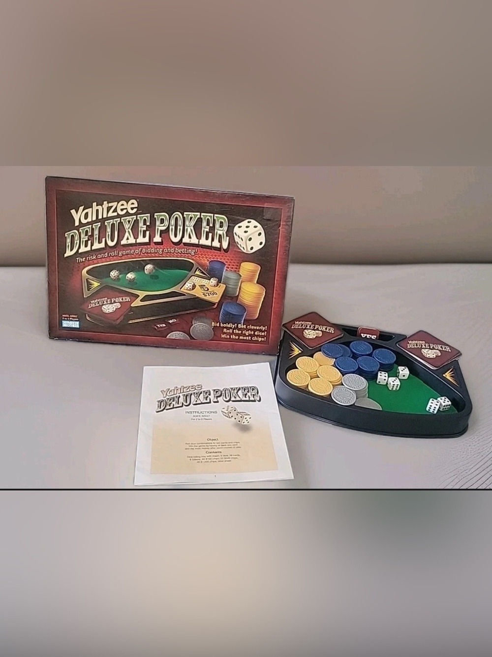 Yahtzee Deluxe Poker Dice Board Game 2005 COMPLETE Parker Brothers Hasbro